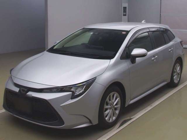 70019 TOYOTA COROLLA TOURING ZRE212W 2019 г. (TAA Yokohama)